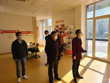 广安爱多贺洪燕一行光临瓦力游戏软件